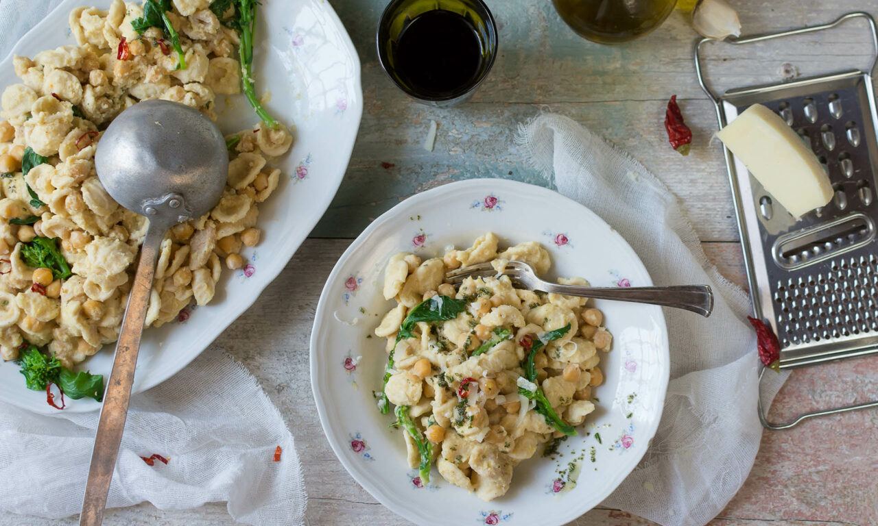 WHOLE WHEAT ORECCHIETTE WITH CHICKPEA CREAM