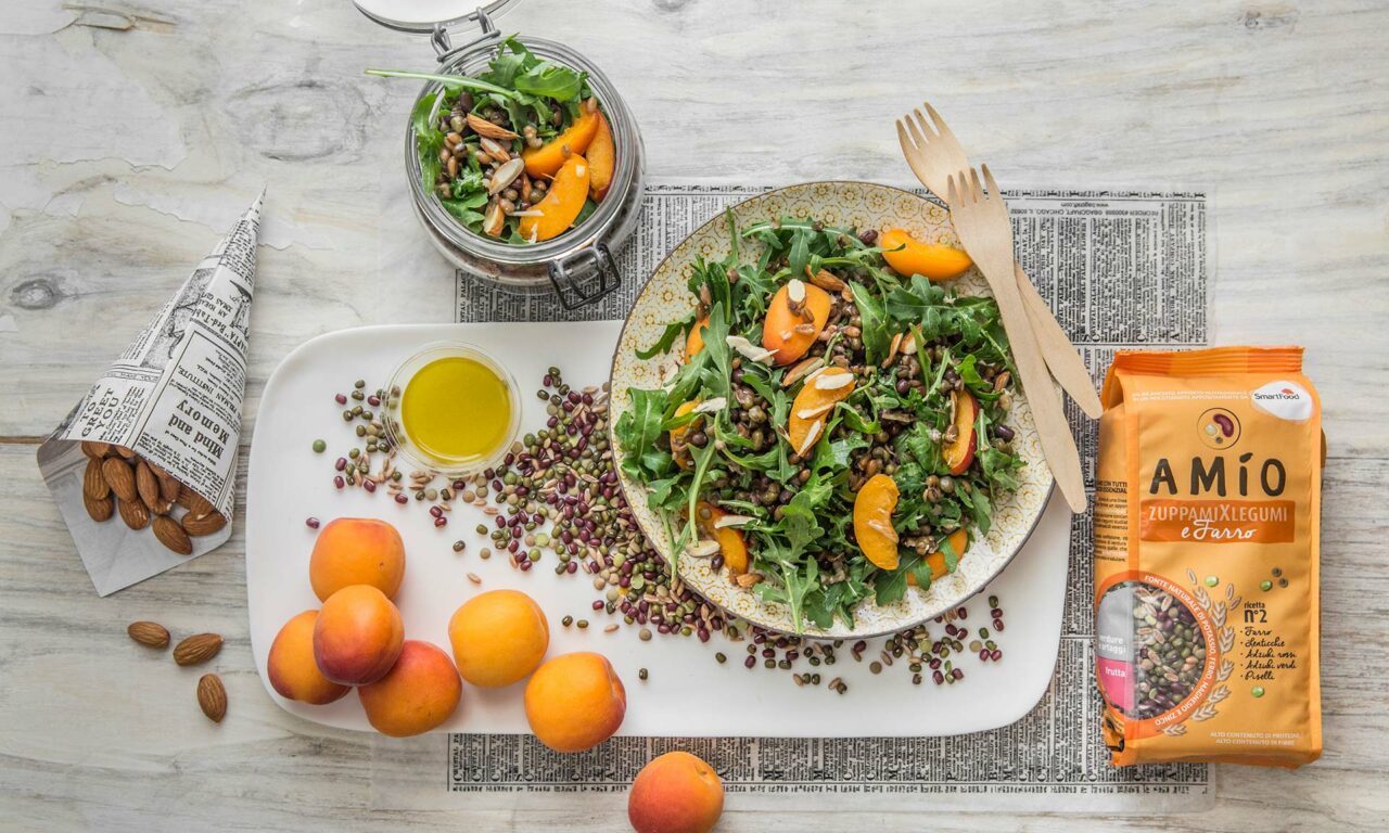NUTRIGOOD MIX AND SPELT SALAD WITH ARUGULA, APRICOTS, AND ALMONDS